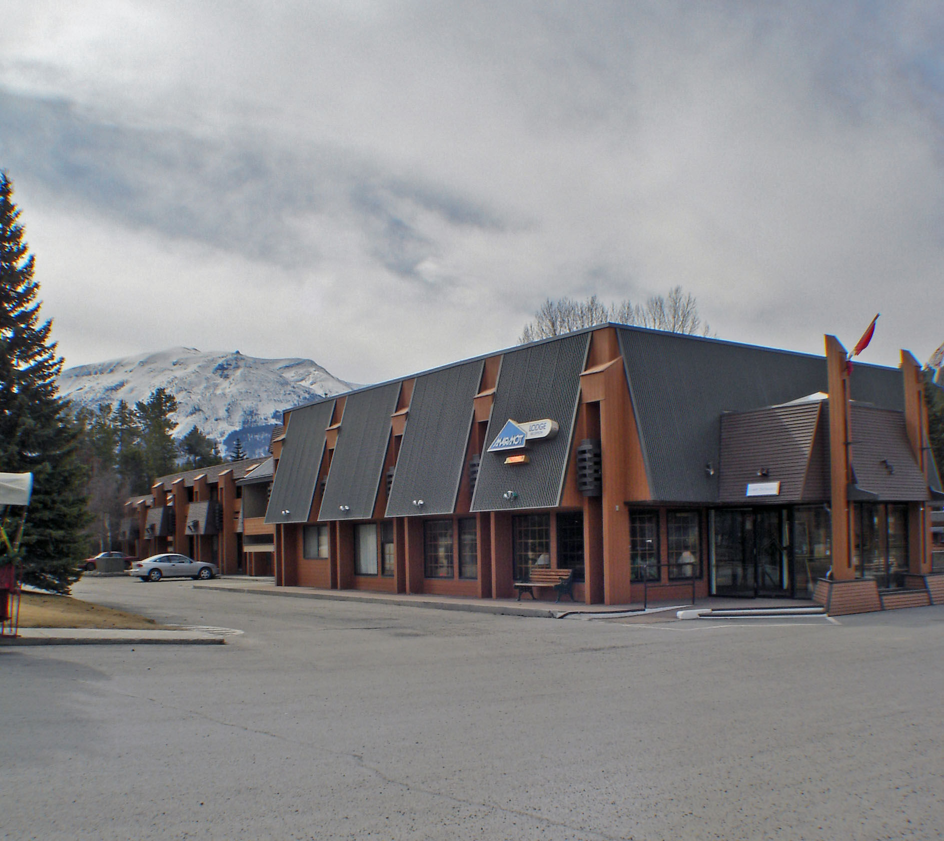 Marmot Lodge Jasper Dış mekan fotoğraf